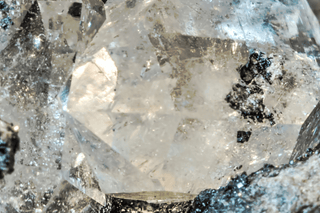 Anthraxolite crystal