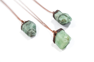 Emerald crystal necklace | Raw emerald necklace