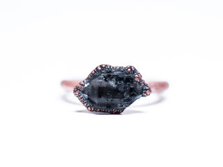 Tibetan crystal ring | Raw anthraxolite crystal ring