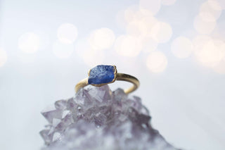 SALE Gold Tanzanite ring | Stone stacking ring