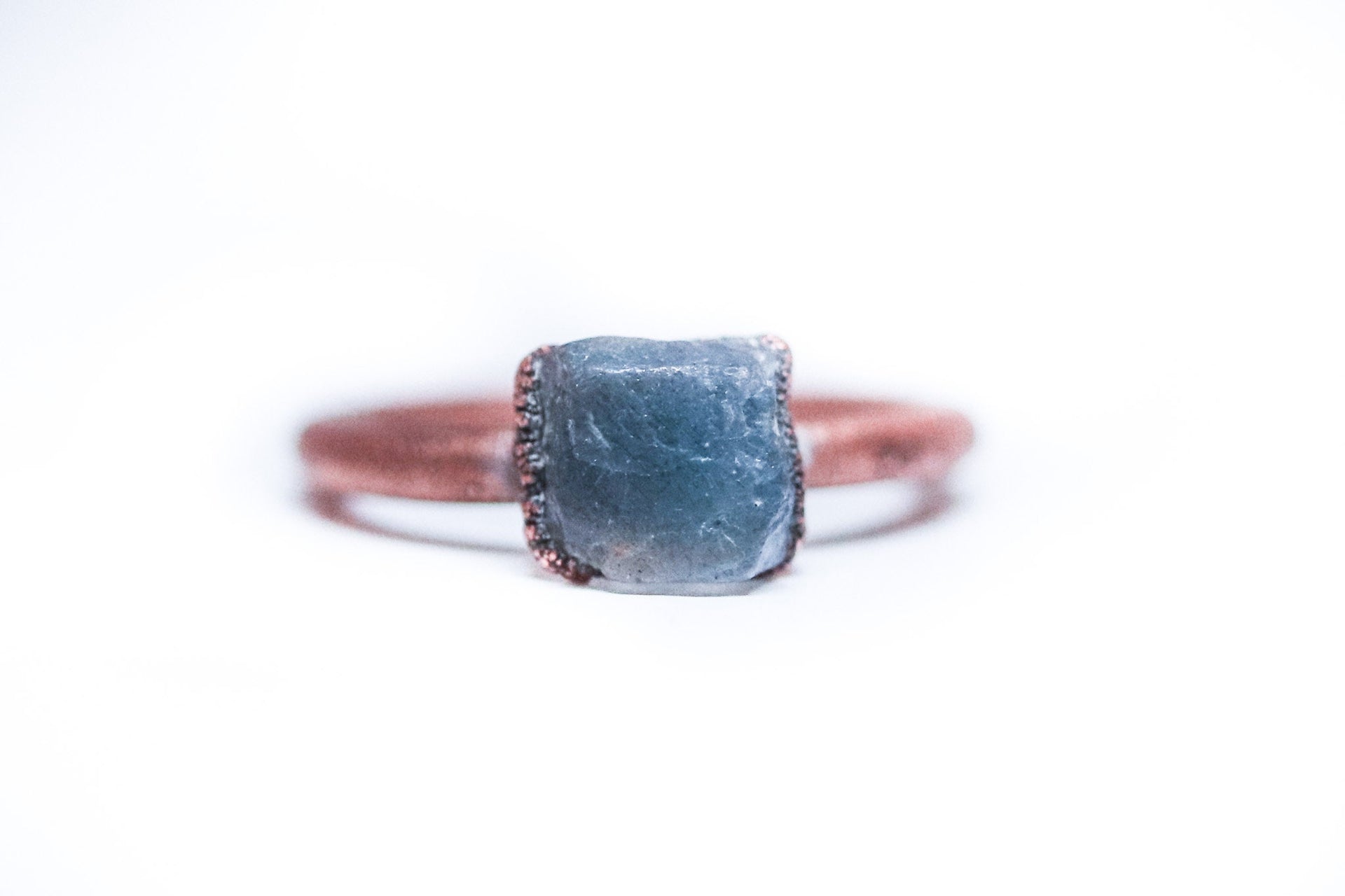 Raw Labradorite ring | Gemstone stacking ring | Handmade Labradorite ring | Raw mineral Jewelry | Rough Labradorite stacking ring