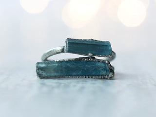 Oxidized Silver Aquamarine crystal ring | Raw aquamarine ring