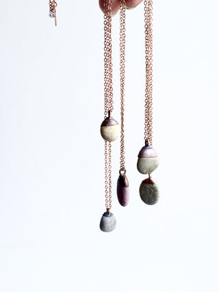 Beach pebble necklace | Raw stone necklace